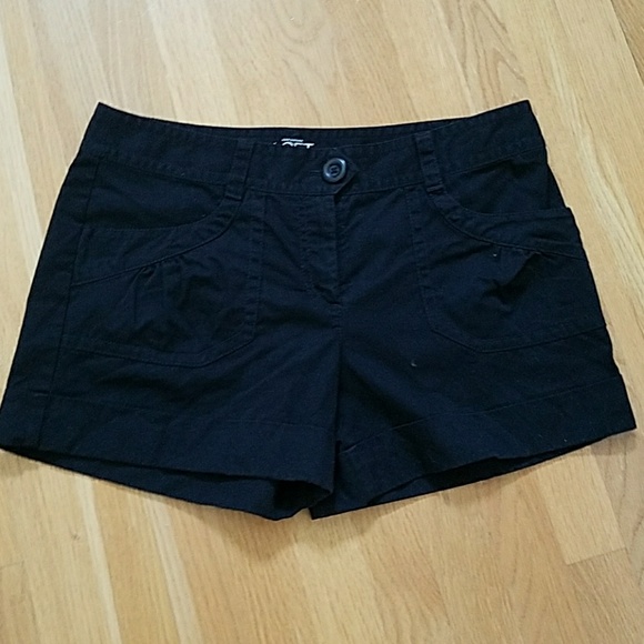 LOFT Pants - Loft black shorts sz. 8 original